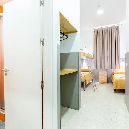 Inturjoven Hostel Μάλαγα