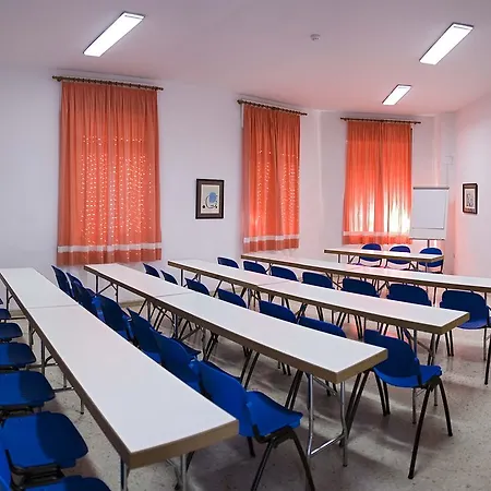 Albergue Inturjoven *