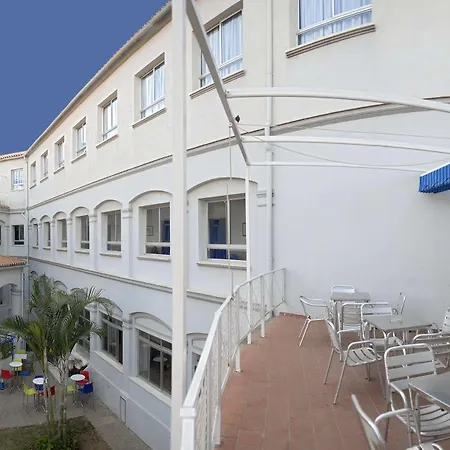 Albergue Inturjoven *
